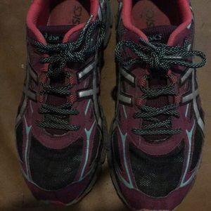ASICS Gel scram 3 shoes. Used condition.